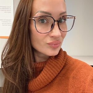 Meet your Posher, Kimberly